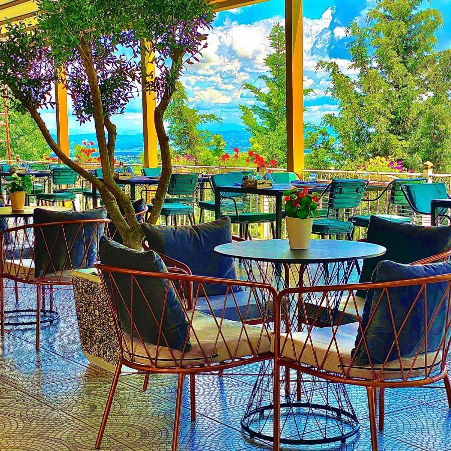 Ardenica Boutique Hotel Lushnje Bagian luar foto