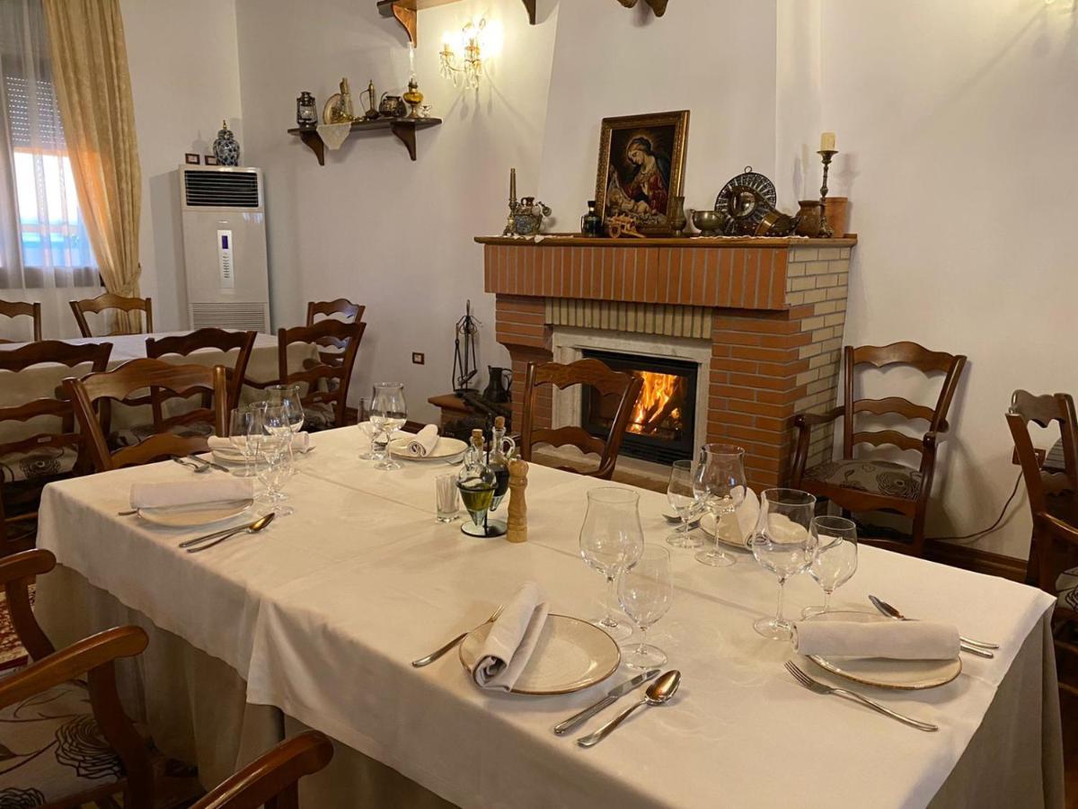 Ardenica Boutique Hotel Lushnje Bagian luar foto