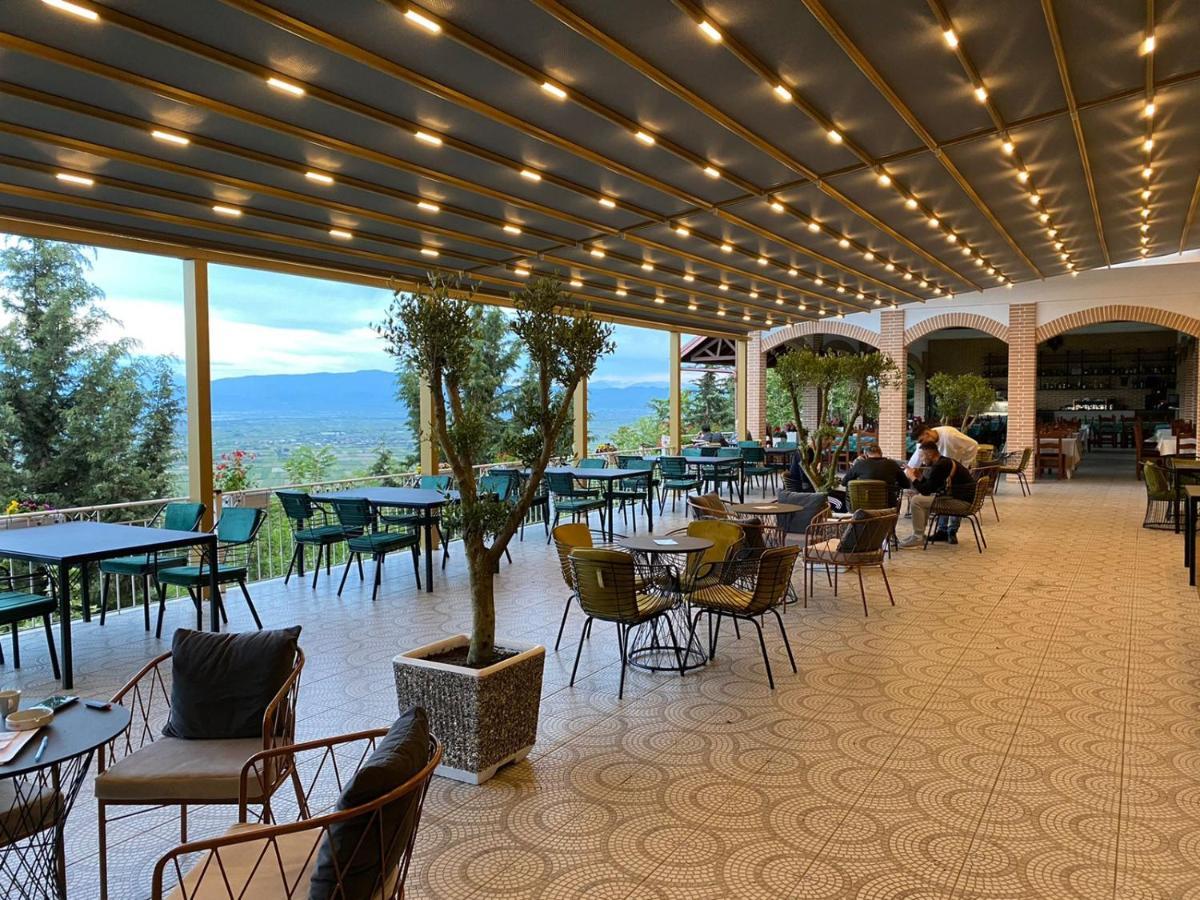 Ardenica Boutique Hotel Lushnje Bagian luar foto